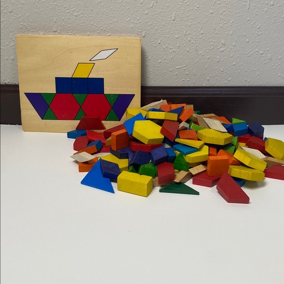 Wooden Tangram Puzzle Shapes w/ 3 Double-Sided Pattern Boards Math Toy - Picture 2 of 9